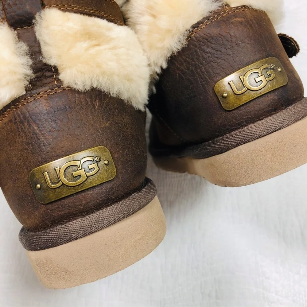 🔥Ugg brown sheepskin tall boots sz1 new no box